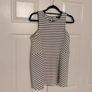 A Pea in the Pod Maternity Blouse